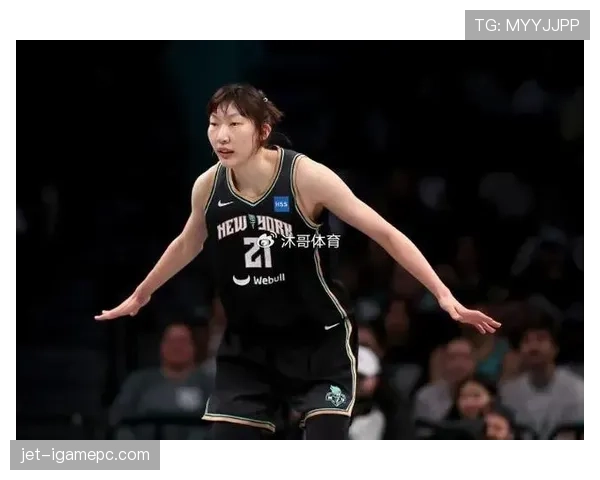 韩旭赛场上霸气侧漏,转头咖啡馆点个十块奶茶也有范儿,差距咋这么大? 韩旭赛场上霸气侧漏,转头咖啡馆点个十块奶茶也有范儿,差距咋这么大?